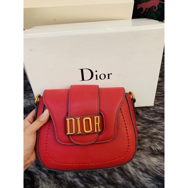 Túi Dior giá 150k hàng f1 thanh lý