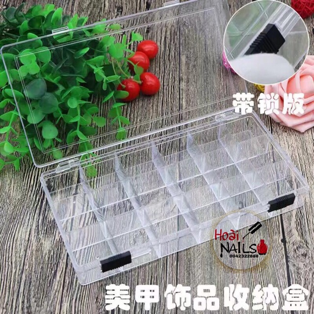 Hộp 18 ngăn khoá gạt - Phụ kiện Nail
