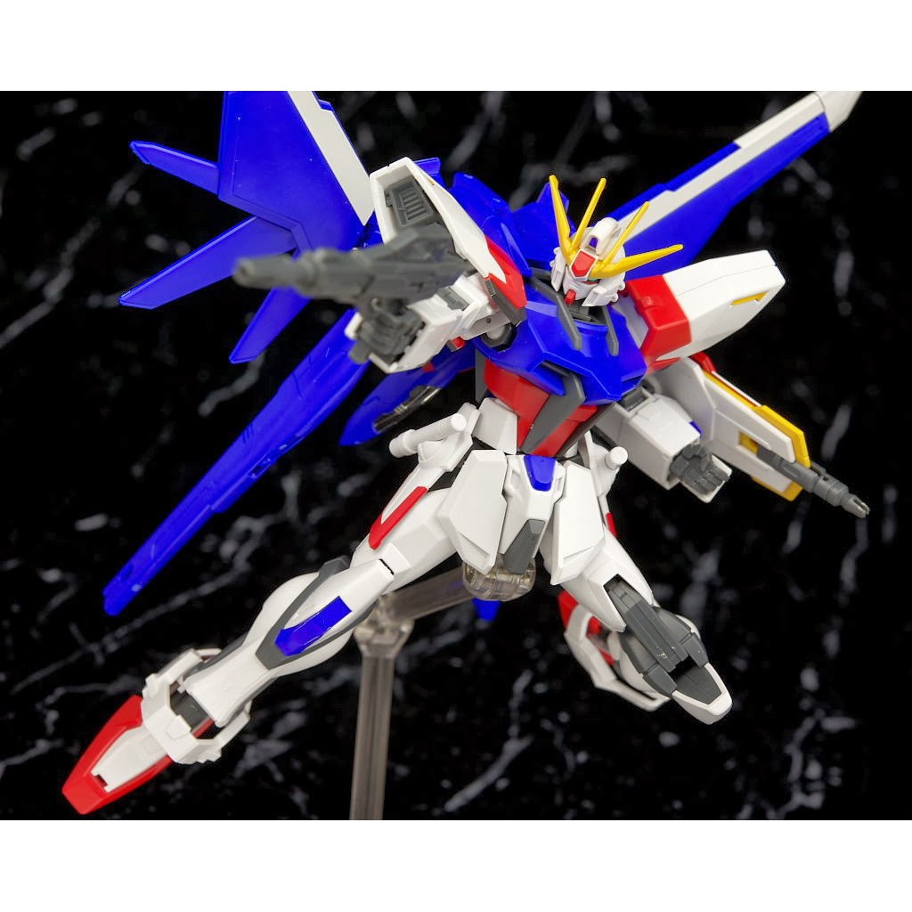 Mô hình lắp ráp Gundam Bandai HGBF 001 Build Strike Gundam Full Package