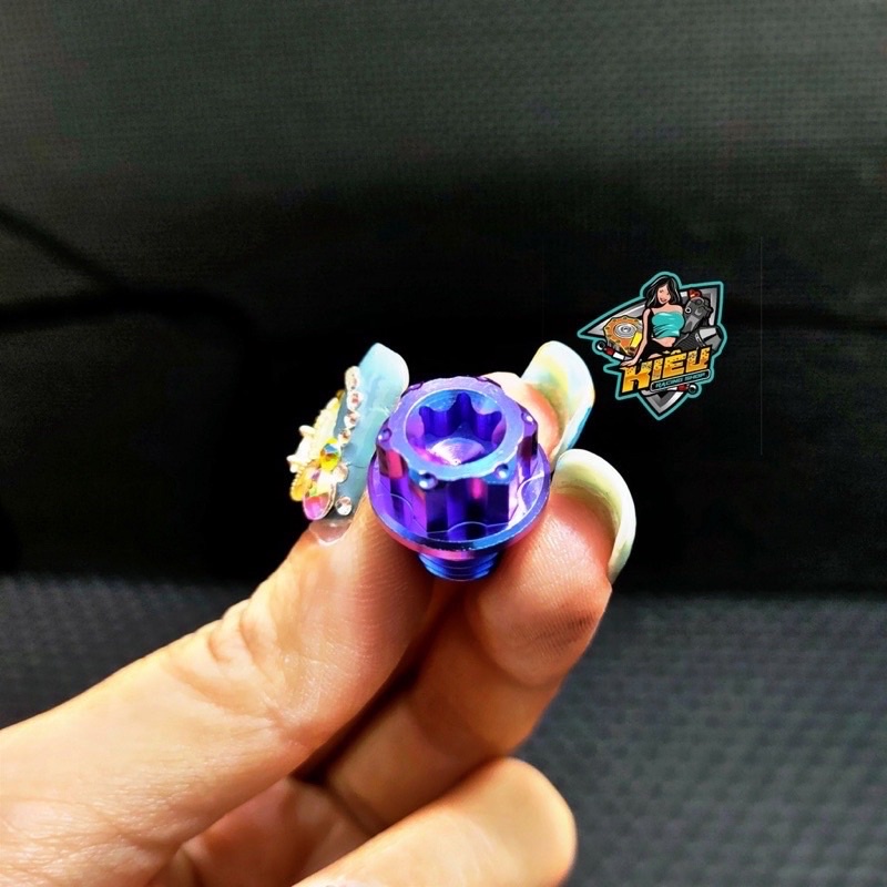 Ốc Chân Gương Titan GR5 Đầu Dù Salaya Cực Đẹp Gen Xuôi Và Ngược Chân 10ly