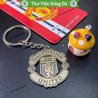 Móc Khóa Manchester United, Logo Áo Manchester United In Nổi 2 Mặt Bằng Kim Loại Chắc Chắn - Đồ Manchester United