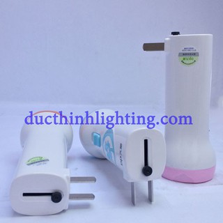 Đèn pin sạc KM 8896