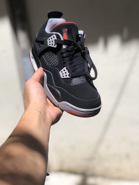 Giày sneaker JD4  đen viền đỏ phiên bản cao cấp