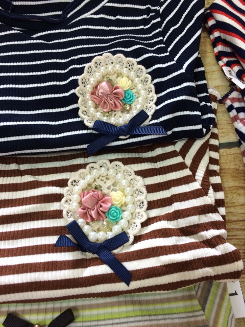 áo cotton len kẻ siêu xinh cho bé gái 5-9kg - Giao màu ngẫu nhiên