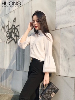 Áo cotton lụa trắng tay loe -HBSM513