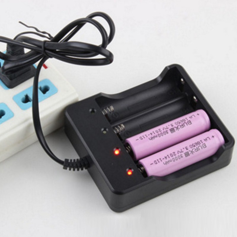 Bộ Sạc Pin Thông Minh 4 Khe 3.7v 18650