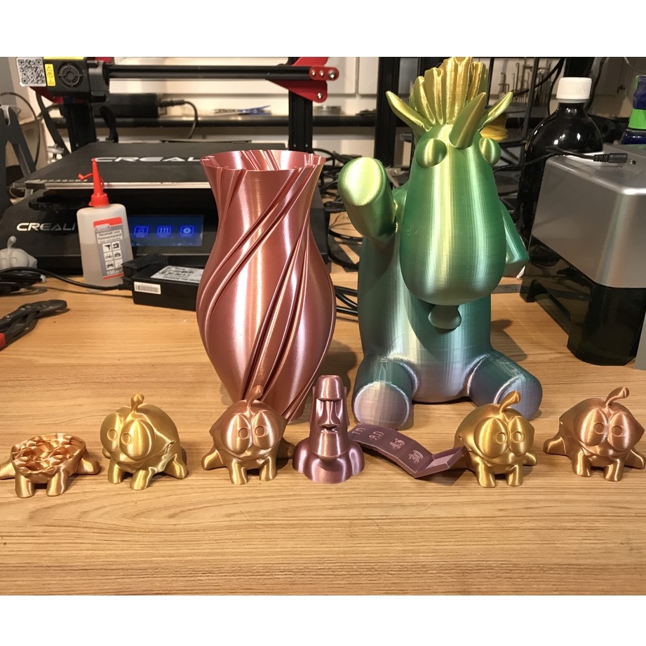 Nhựa in 3D PLA rainbow Silk rainbow ánh kim cầu vồng cao cấp 1kg 1.75mm màu sắc đẹp