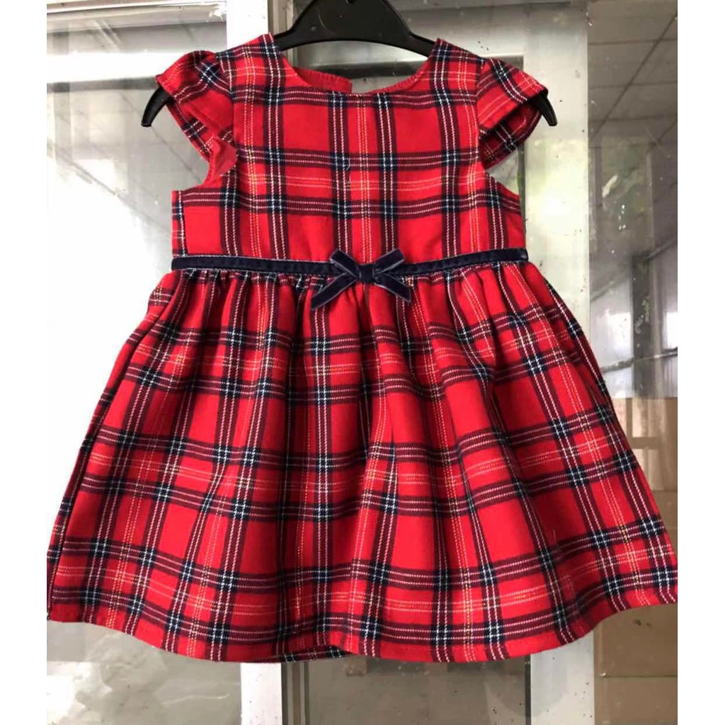 Váy kẻ đỏ bé gái