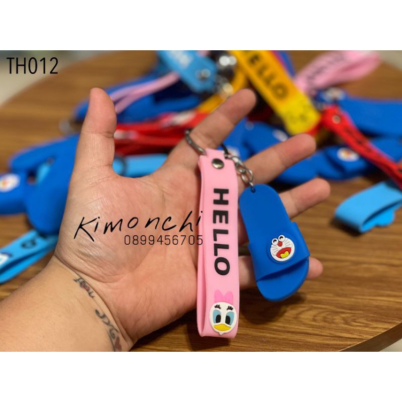 🎁Móc khóa hình chiếc dép Doraemon Doremon🎁