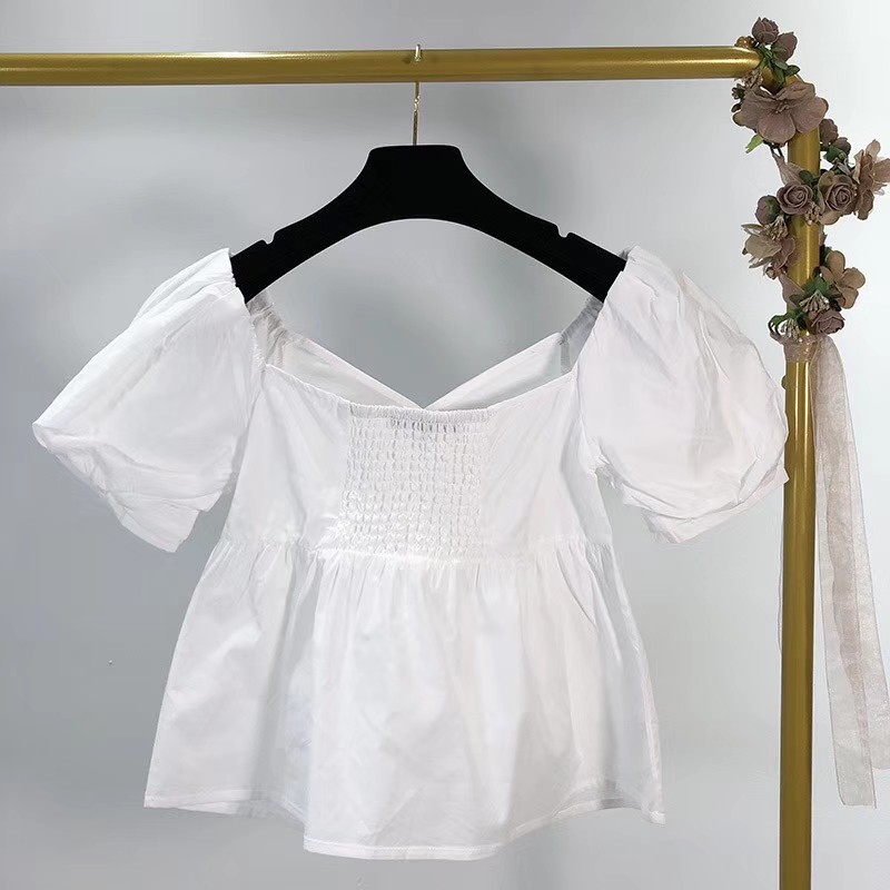 Áo babydoll tay ngắn chun vai + lưng, nhún dọc ngực (hình shop tự chụp)