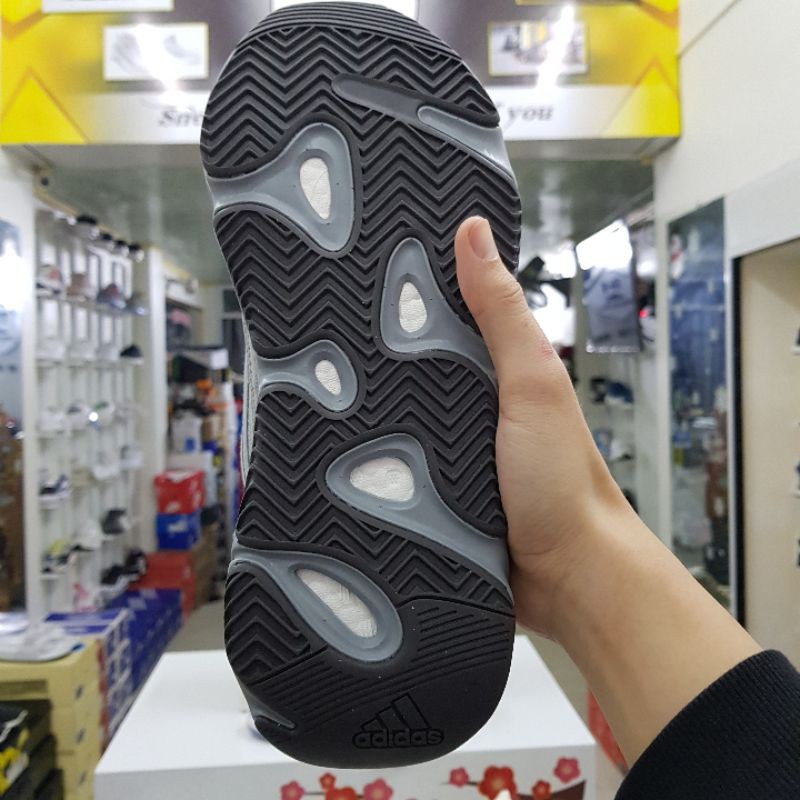 GIÀY THỂ THAO YZ 700 SIÊU CẤP 1:1