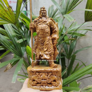 Tượng quan công làm bằng gỗ chạm khắc đế rồng tinh sảo
