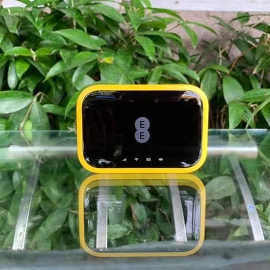 Bộ phát wifi Alcatel EE120 Tốc Độ 4G 600Mbps Pin 4300mAh hỗ trợ 20 Kết Nối | BigBuy360 - bigbuy360.vn