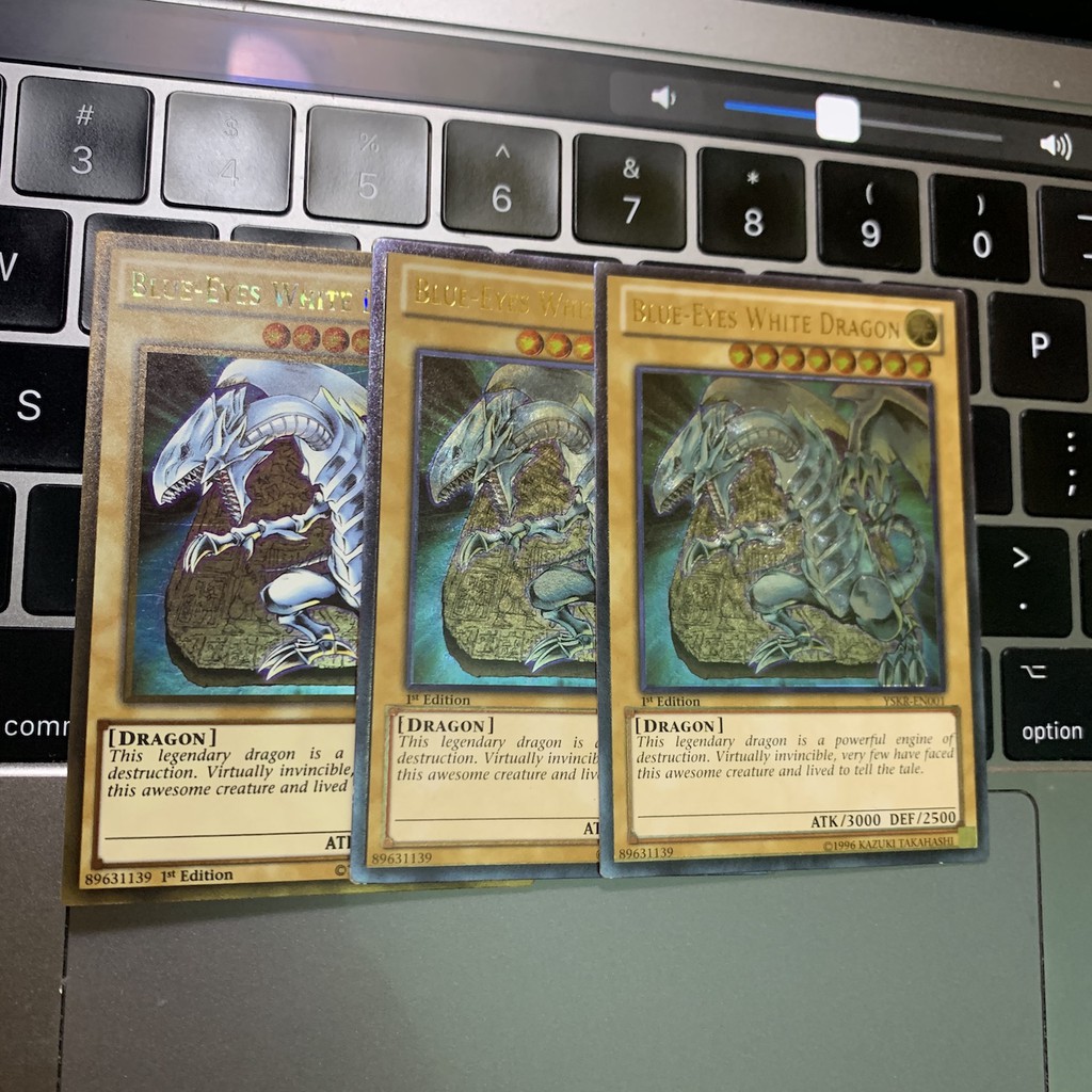 HOT!!  Blue-Eyes White Dragon - Rồng Trắng Mắt Xanh Chuẩn 100% Siêu Hiếm!!!