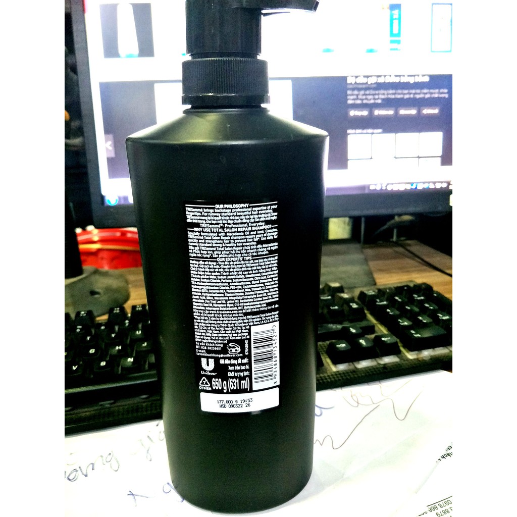 Dầu gội Tresemme đen 640ml.