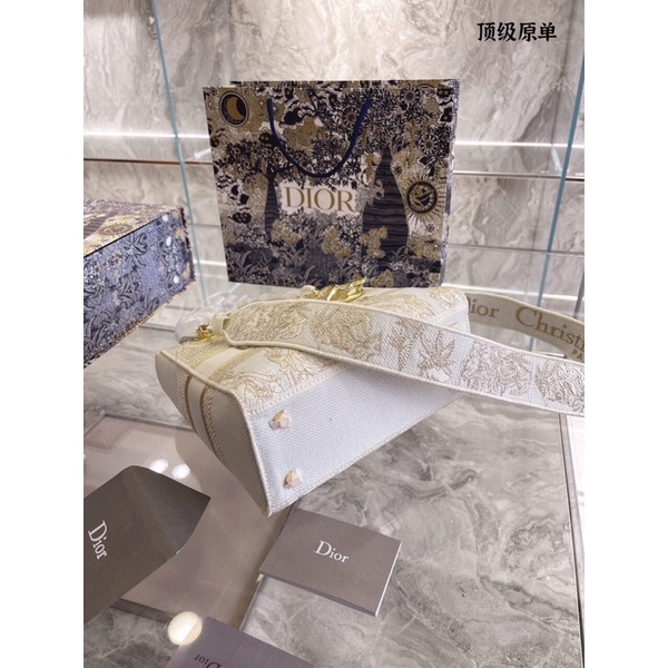 Túi xách diỏr D Lite thêu sz 24 hàng chuẩn siêu nét