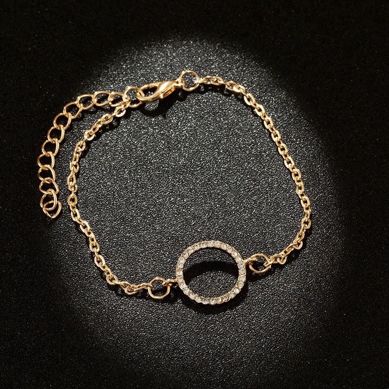 Bộ vòng đeo tay thiết kế độc đáo dành cho nữ | BigBuy360 - bigbuy360.vn