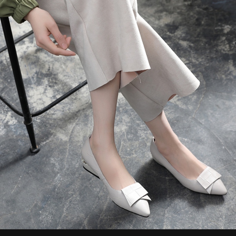 Giày búp bê IELGY da mềm mũi nhọn thời trang nữ