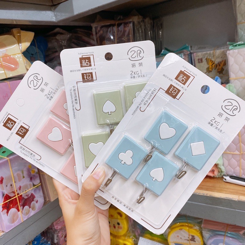 Móc treo tường siêu dính 4 cái cute