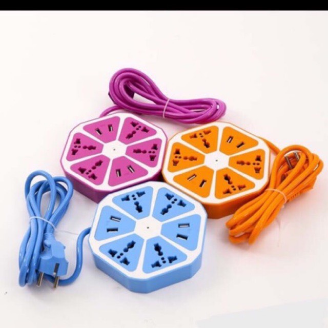 Ổ CẮM ĐIỆN ĐA NĂNG HÌNH TRÁI CAM LỤC GIÁC NHIỀU MÀU CÓ CÔNG TẮC GỒM 4 LỖ CẮM ĐIỆN VÀ 2 CỔNG USB, PHÍCH CẮM