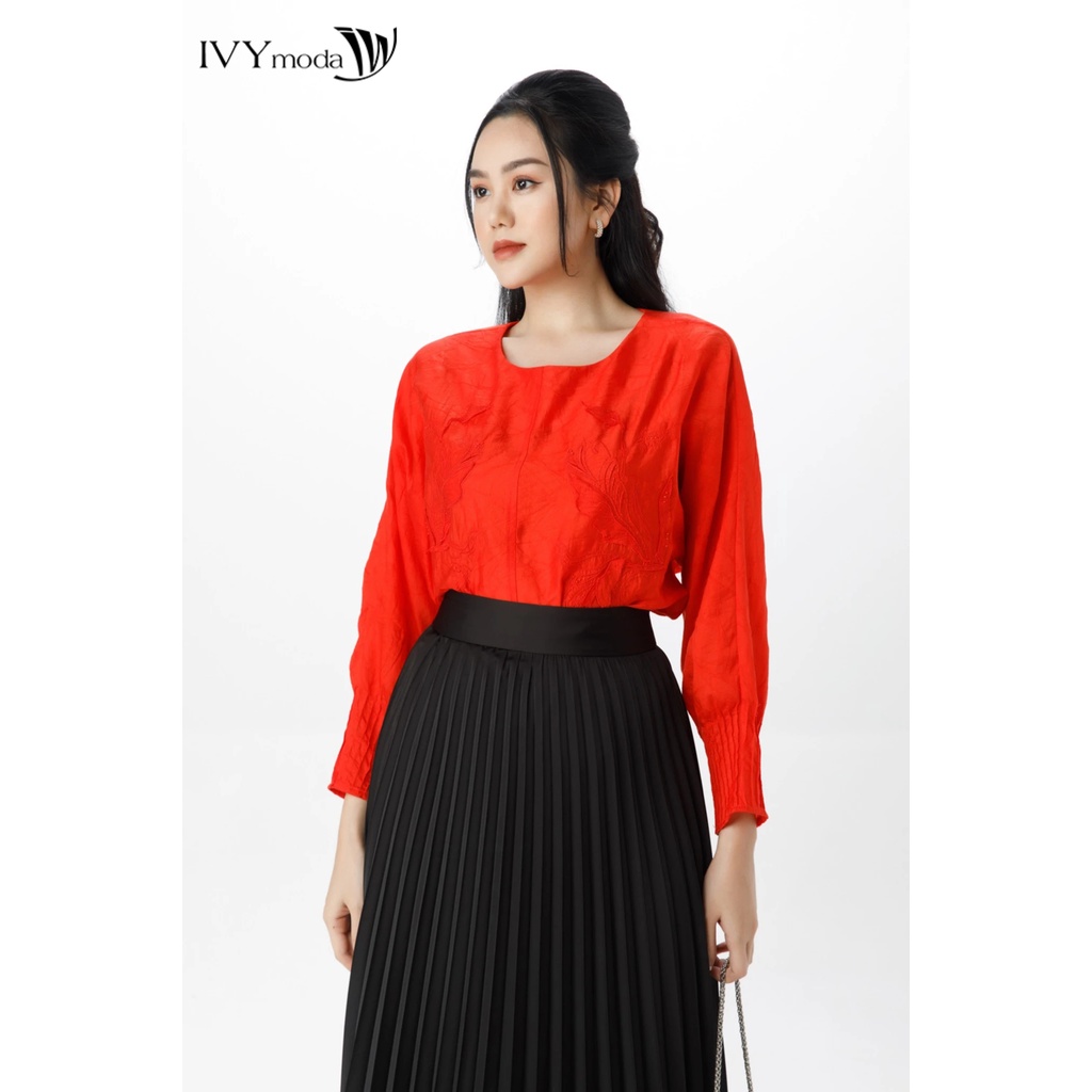 Áo sơ mi lụa nữ thêu nổi IVY moda MS 17M7071