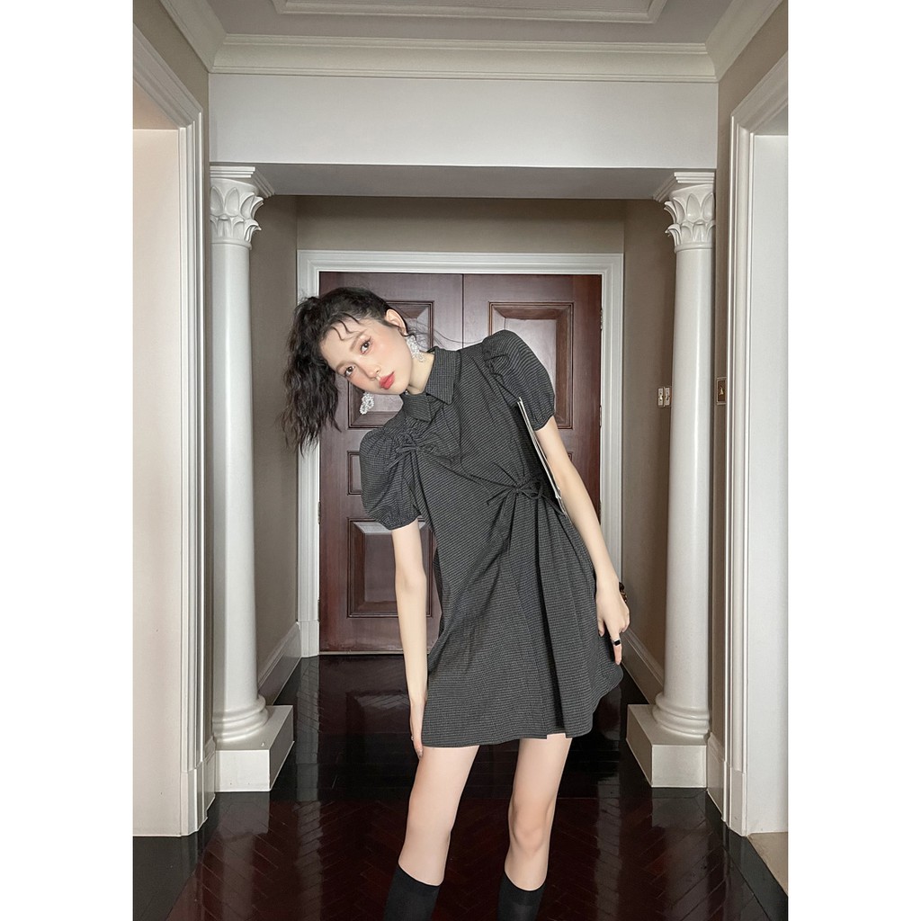 Đầm  cổ sơ mi thân thắt nơ caro nhí