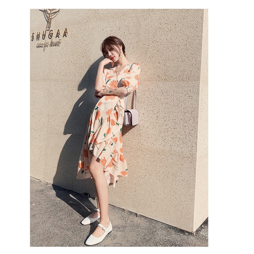 Đầm nữ ngắn tay cổ tròn in hoa thời trang Hàn | BigBuy360 - bigbuy360.vn