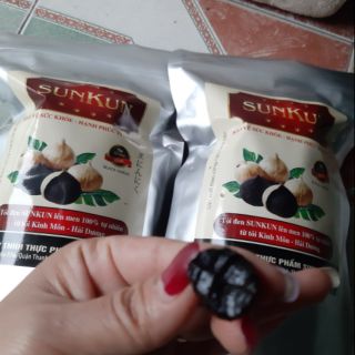 Tỏi đen 0.5kg củ nhỏ khô dẻo