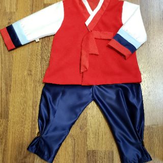 Bộ hanbok bé trai vải twist đỏ
