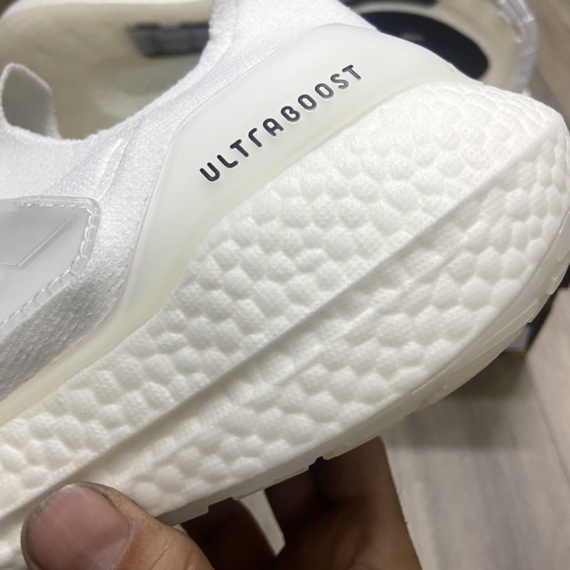 Giày ultraboost 7.0 nam nữ siêu cấp ( hàng chuẩn đế boost)