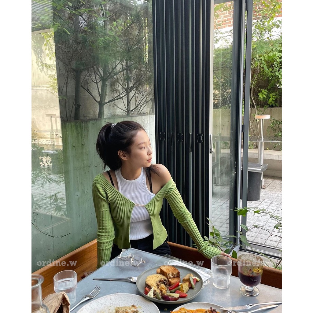 ORDER_Áo len cài kim loại BLACKPINK Jennie, Lee Hi