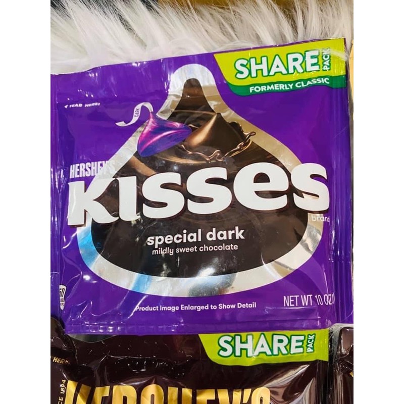 [Date 9/2021]-Kẹo socola Hershey's Kisses 283g của Mỹ