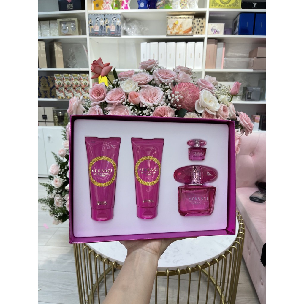 Gift set NƯỚC HOA Versace Bright Crystal Absolu (4 MÓN)