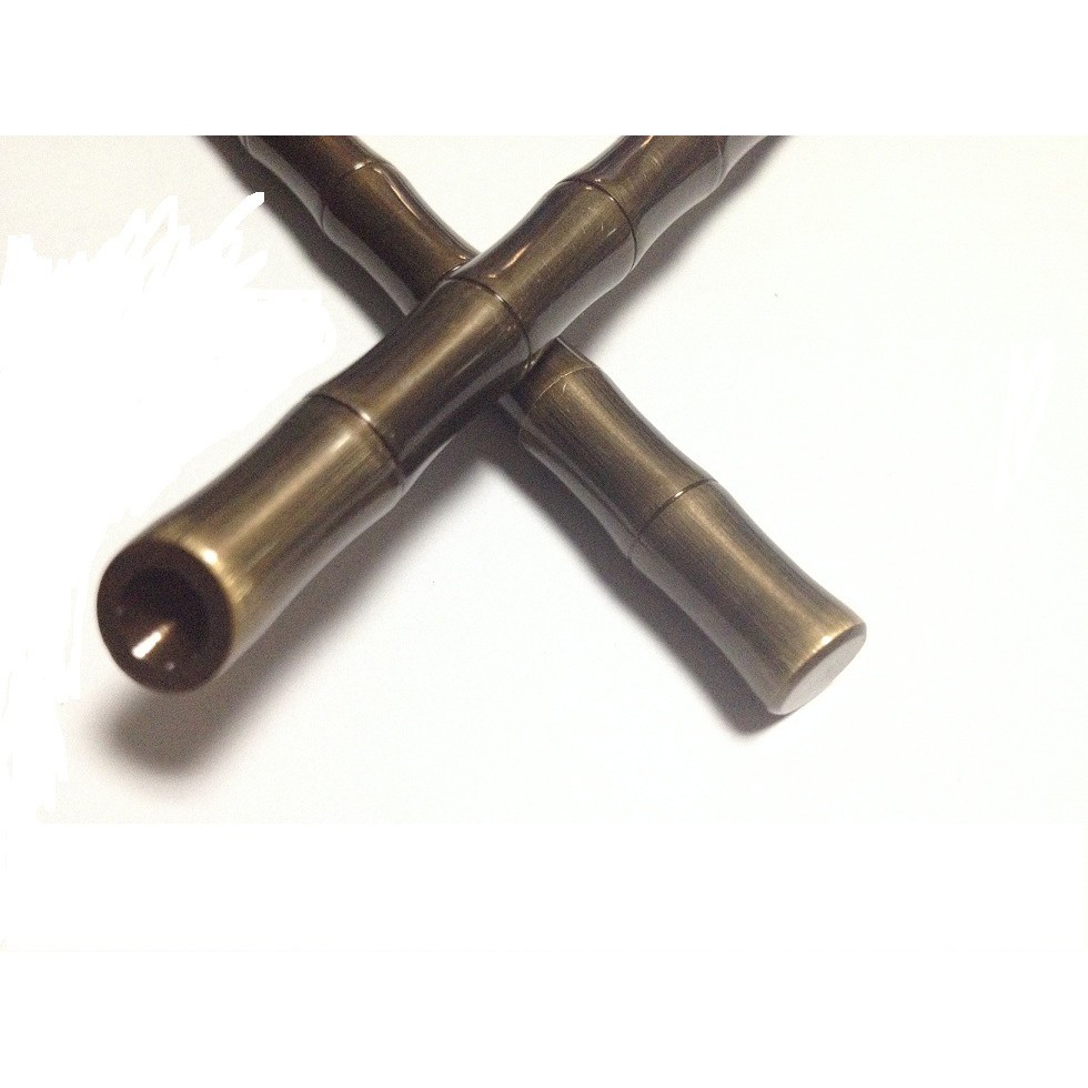 Bút bi bằng đồng V3