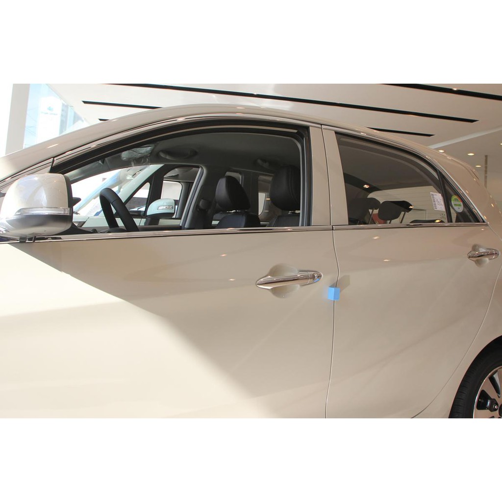 Nẹp chân kính Kia Morning đời 2012 2013 2014 2015 2016 2017 2018 2019 chất liệu inox, phụ kiện trang trí ngoại thất xe