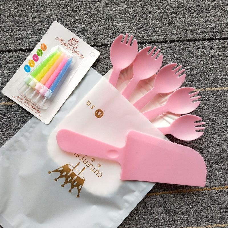 Dụng cụ trang trí bánh sinh nhật  Bộ dao dĩa nến 10 suất ăn
