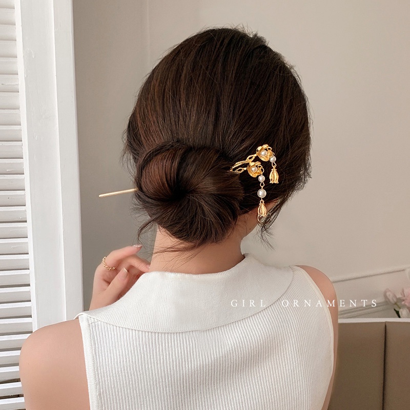 Kẹp Tóc Kim Loại Đính Ngọc Trai Tua Rua Thời Trang