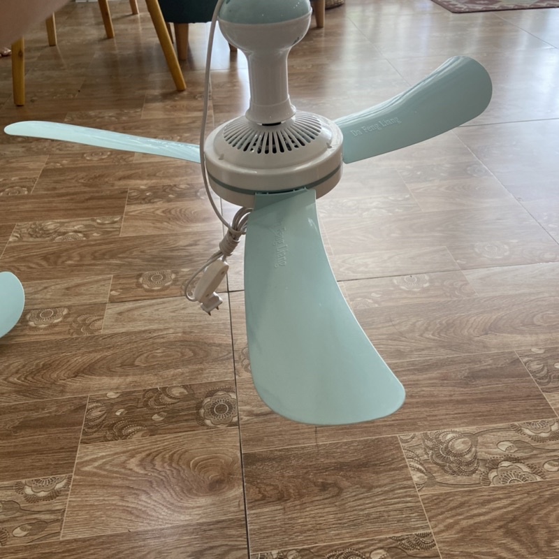 Quạt Trần Đại Mini 3 cánh-4 Đường kính 65cm phù hợp trong phòng bếp-cửa hàng bán thực phẩm