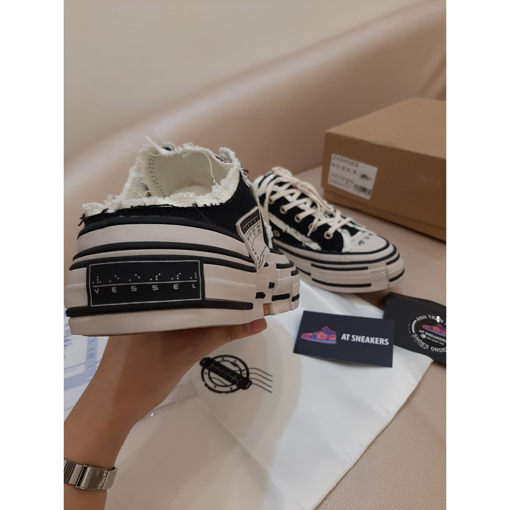 Giày xvessel slip on