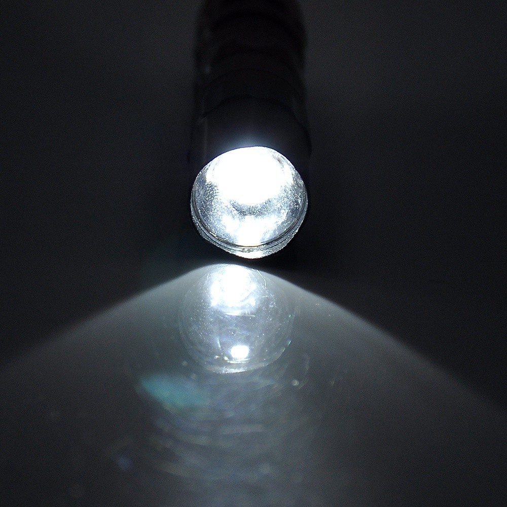 Đèn Pin LED Mini Qipin Siêu Sáng Chống Nước Dùng Cho Hoạt Động Ngoài Trời