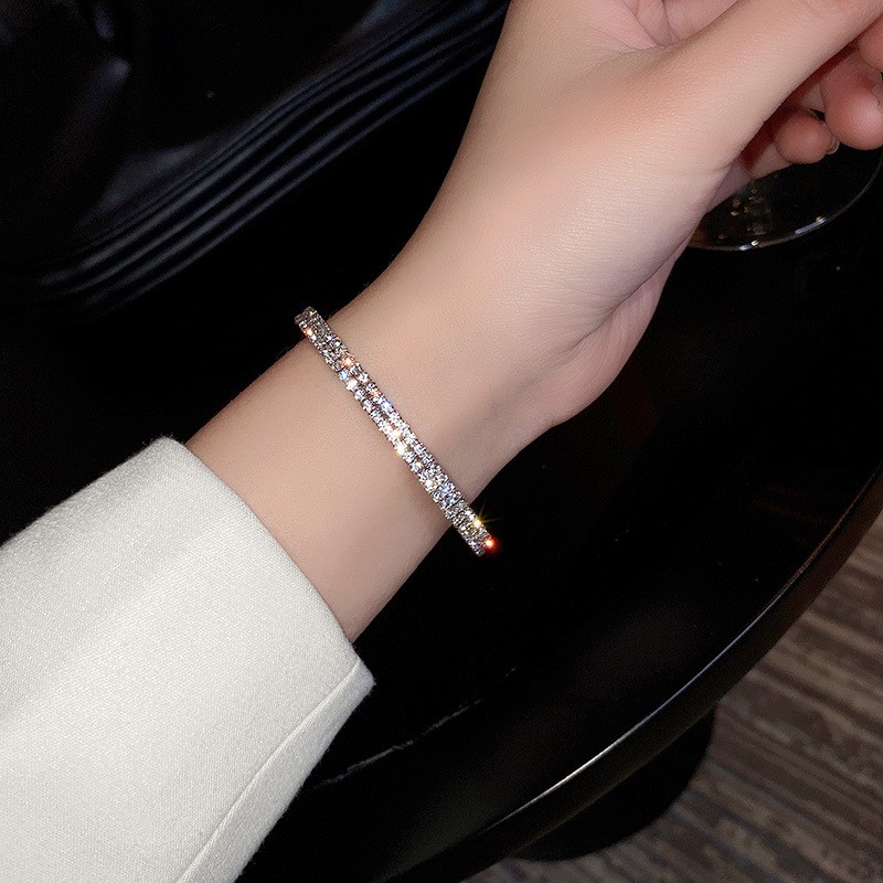 Vòng Tay Hở Đính Đá Đơn Giản Phong Cách Âu Mỹ Thời Trang | BigBuy360 - bigbuy360.vn