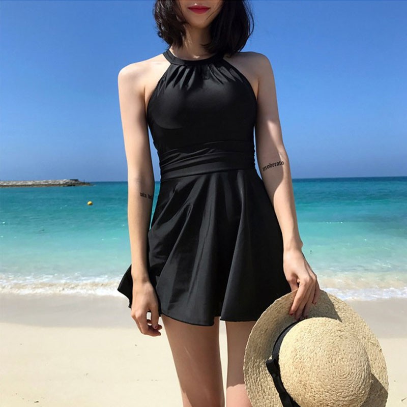 Đồ bơi một mảnh dây đan chéo sau lưng gợi cảm cho nữ