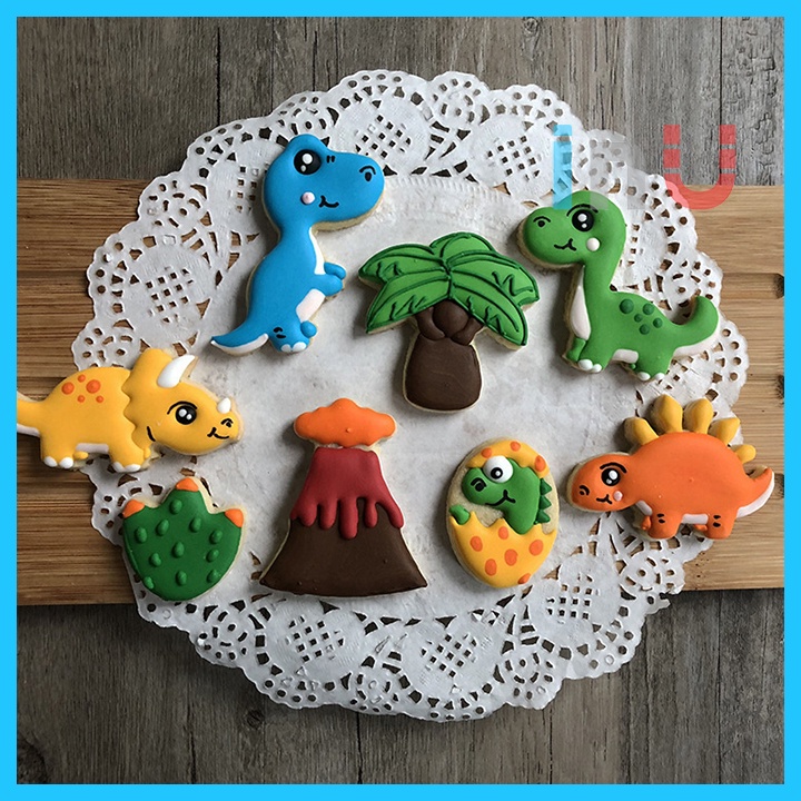 HCM - Bộ 8 khuôn cutter hoạt hình làm bánh quy cookies Kitty, Unicorn, Khủng long, Xe cộ, Cá BCT