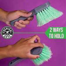 Bàn chải vệ sinh mâm, rửa xe Chemical Guys Wheelie Brush - Hàng chính hãng.