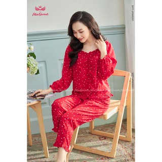 Bộ Đồ Ngủ Tim Đỏ Nhún Bèo Áo