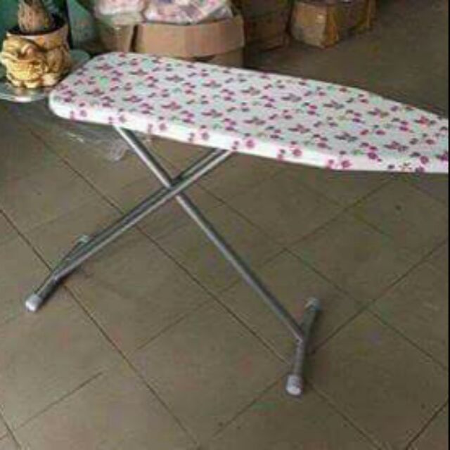 CẦU LÀ QUẦN ÁO