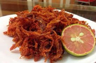Bò khô làm từ thịt heo nhà làm
