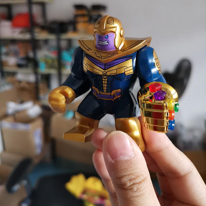 Đồ chơi mô hình Thanos Marvel vui nhộn cho bé