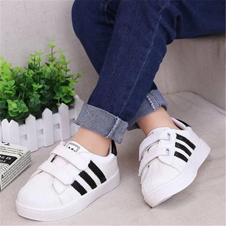 Giầy thể thao Adidas 3 sọc trắng cho bé trai bé gái 2- 10 tuổi