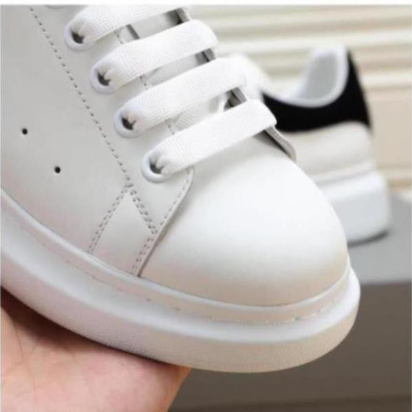 Xả hàng Giày Sneaker MC Queen cao cấp hàng 11 Gót Nhung Dây Lụa Cao Cấp Full Box | BigBuy360 - bigbuy360.vn